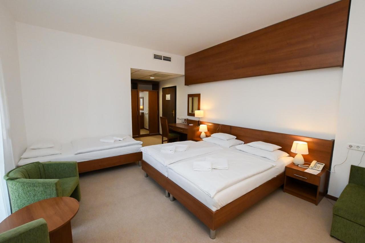 Hotel Kelep Токай Экстерьер фото