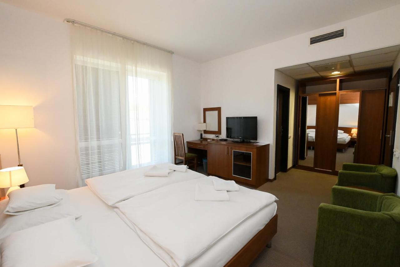 Hotel Kelep Токай Экстерьер фото